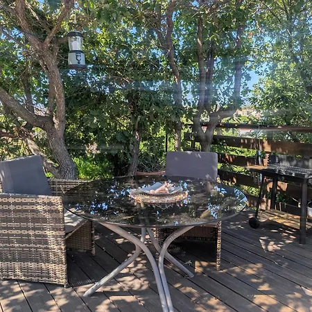 Maison d'hôtes Petit Nid Avec Piscine Privée Saint-Raphaël