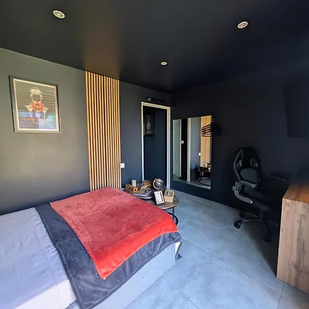 Maison d'hôtes Petit Nid Avec Piscine Privée