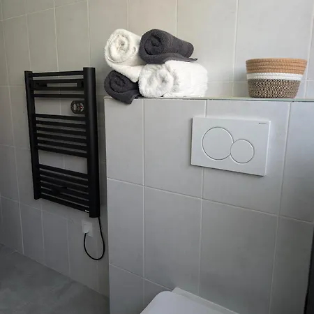 Petit Nid Avec Piscine Privée Maison d'hôtes 3*
